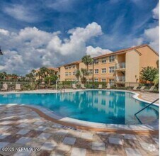 Building Photo - 108 Laguna Villa Blvd