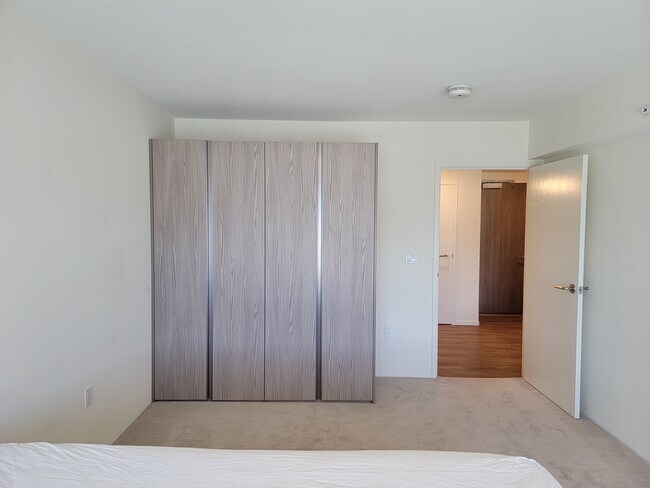 Bedroom - 1631 Kapiolani Blvd