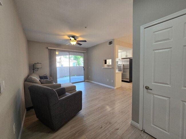 Building Photo - CANYON CREST CONDO