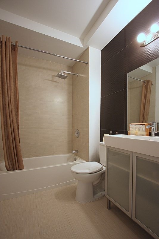 Interior Photo - 74 Palisade Ave