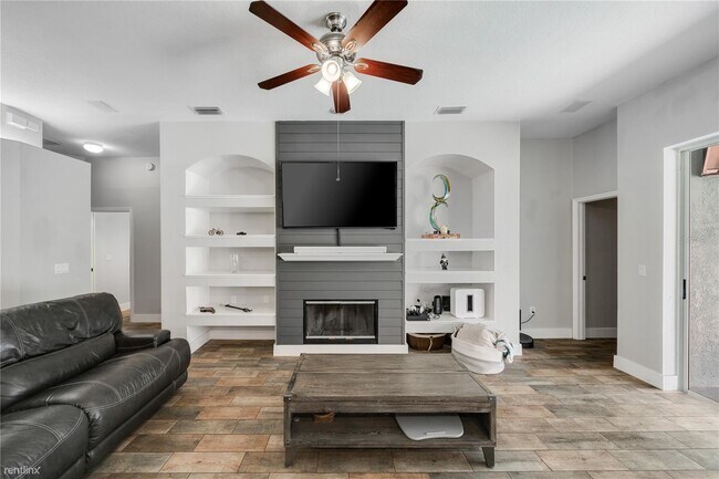 Building Photo - 4 br, 3 bath House - 5608 Hawkgrove Place