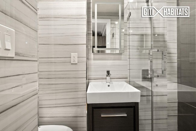 Foto del edificio - 137 E 110th St