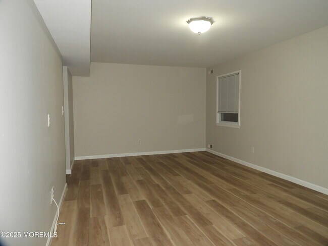 Foto del edificio - 330 Barcelona Dr