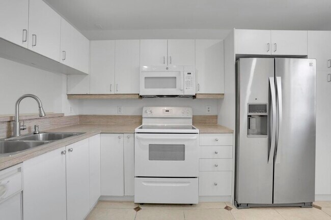 Foto del edificio - 315 NW 36th Ave