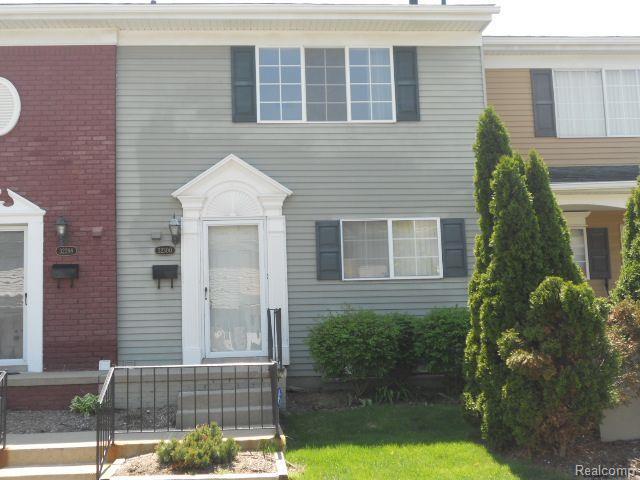 Primary Photo - 32300 W 12 Mile Rd