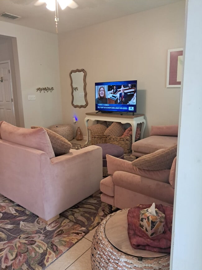 Building Photo - 317 Sand Oak Blvd