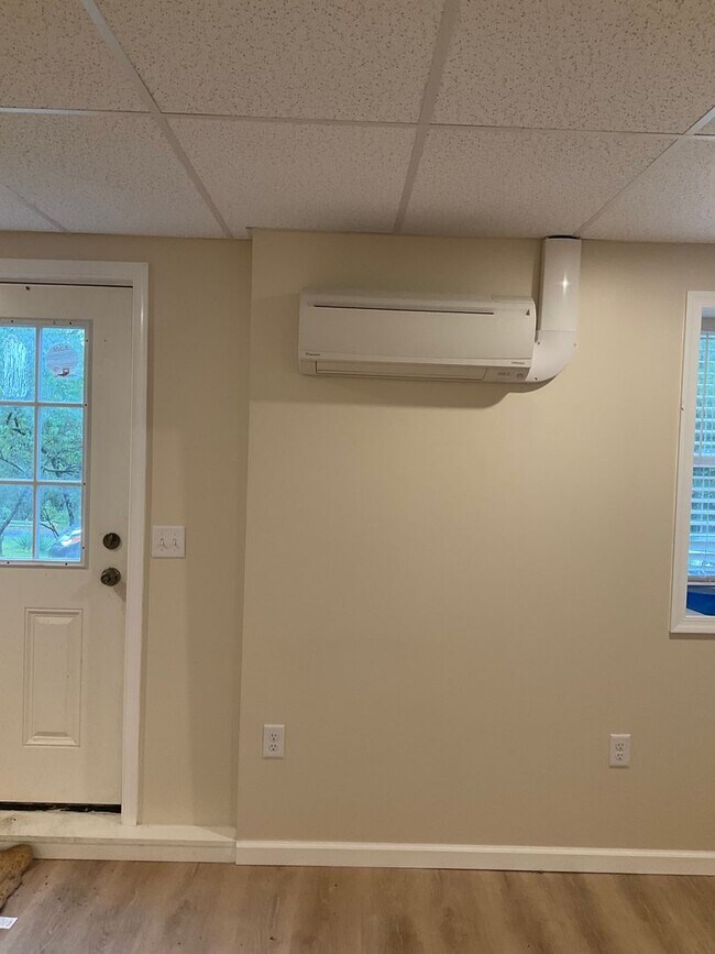 Foto del edificio - 1295 FRYE'S GROVE Ln