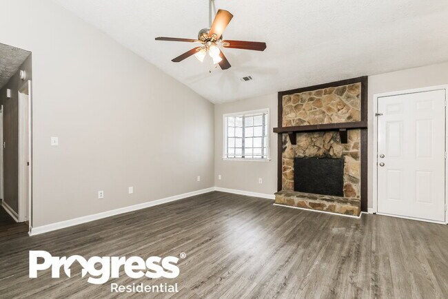 Building Photo - 9359 Wood Knoll Ln