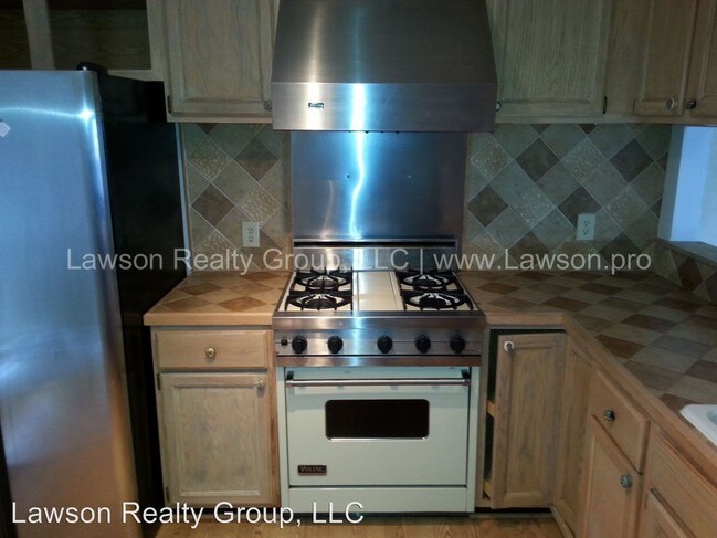 Foto del edificio - 4942 Hunting Hills Cir
