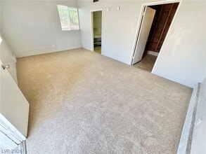 Building Photo - 2913 Colanthe Ave