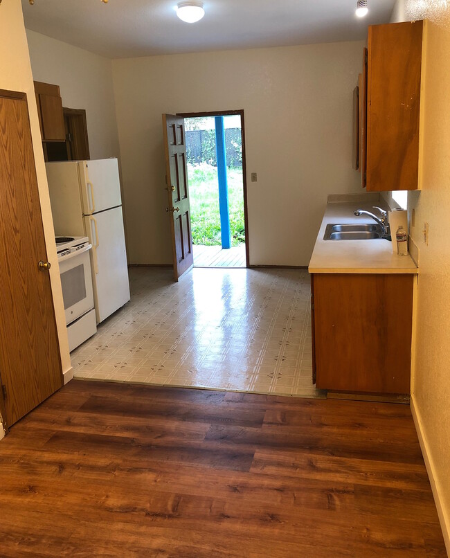 Foto del edificio - 123 12th Ave