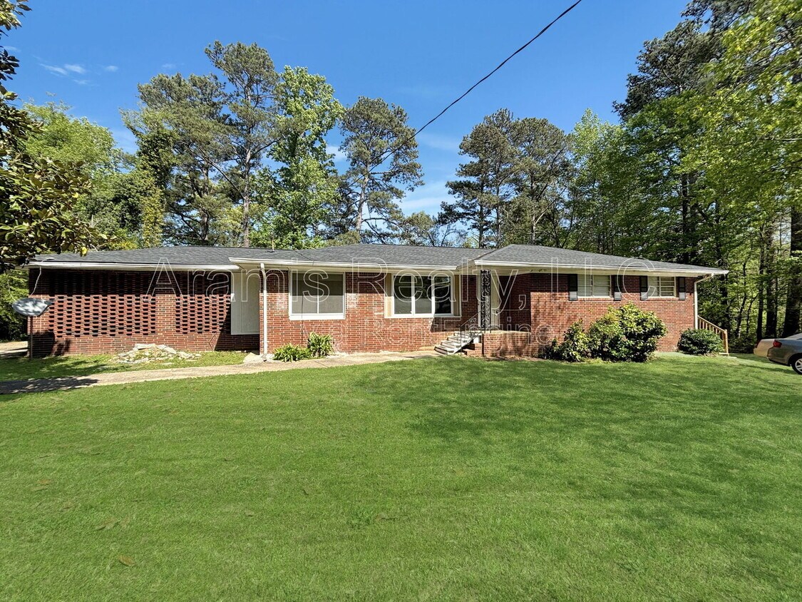 Foto principal - 7466 W Lake Dr NW