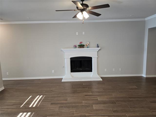 Foto del edificio - 7608 Rothbury Dr