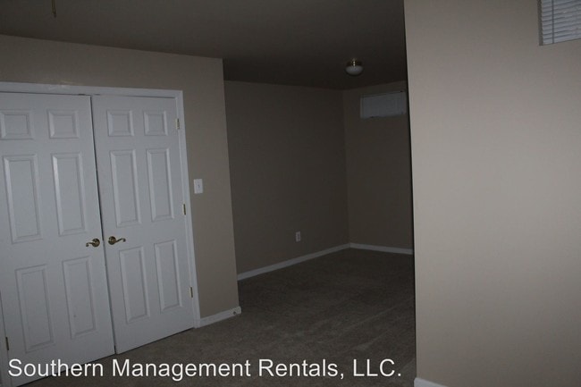 Building Photo - 3 br, 2.5 bath House - 306 Bruaw Drive