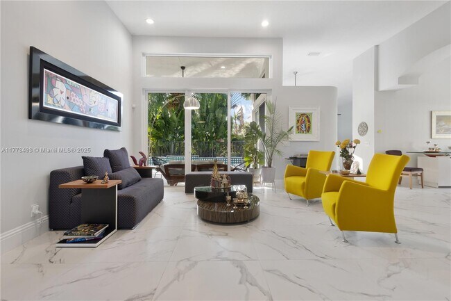 Foto del edificio - 3719 Oak Ridge Cir