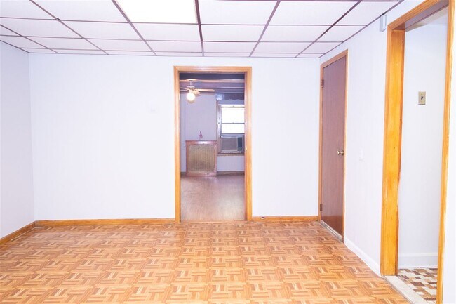 Foto del edificio - 1721 Summit Ave