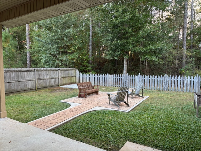 Building Photo - 556 Bateleur Way