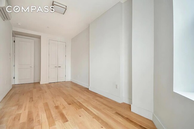 Building Photo - 129 Martense St