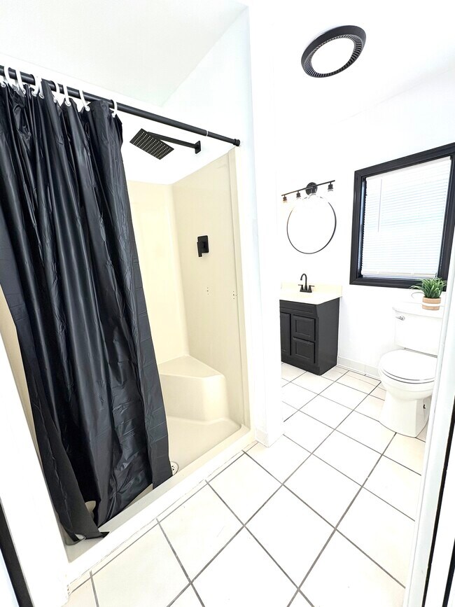 Foto del edificio - 14 Hackmatack St