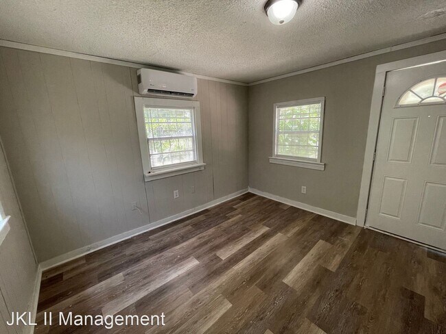 Foto del edificio - 1 br, 1 bath House - 1812.5 S. Martin Street