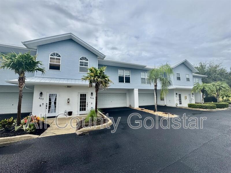 Foto principal - 3921 Cape Haze Dr