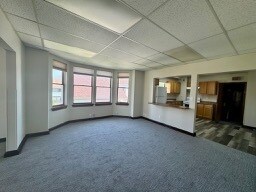 Foto del edificio - 1009 Maple Ave