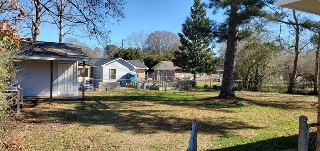 Building Photo - 4490 Kindlewood Drive