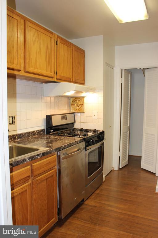 3839 St Barnabas Rd Unit T, SuitlandSilver Hill, MD 20746 Room for Rent in SuitlandSilver