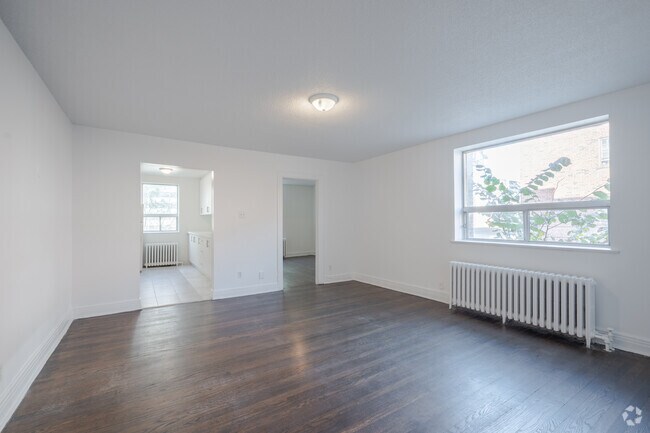 2 chambres, 1 salle de bain - 84 m² - Salon et salle à manger - 1524 Bathurst Street