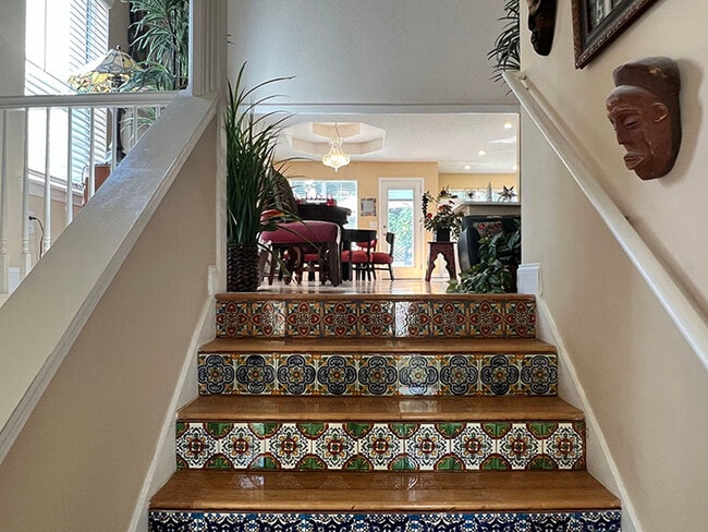 Entrada frontal interior - 1009 Crest Ridge Pl SW