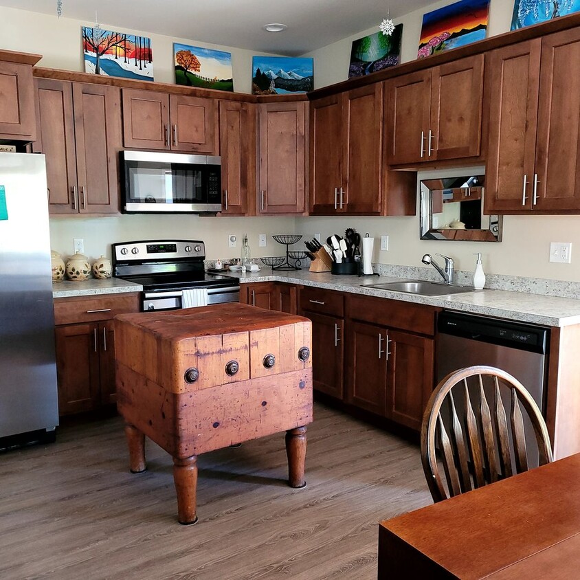 Foto principal - Townhouse in Gunnison available for 6 mont...