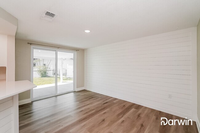 Building Photo - 9611 Lake Chrise Ln, Port Richey, FL 34668