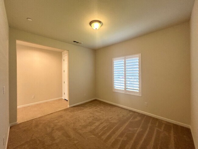 Building Photo - 7648 Chappelle Way
