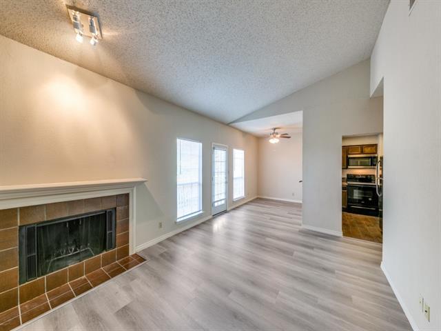 Building Photo - 8600 Coppertowne Ln