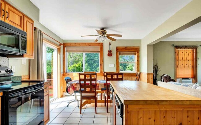 Foto del edificio - 2101 State Hwy 9N