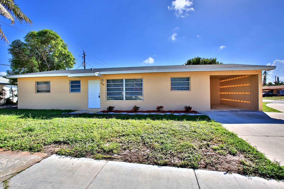 Primary Photo - 480 SW 14th Pl