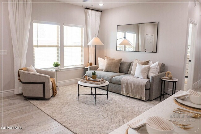 Building Photo - 10680 Horn Cir