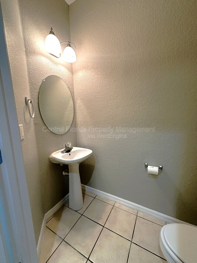 Photo - 2525 Lancien Ct Apartment