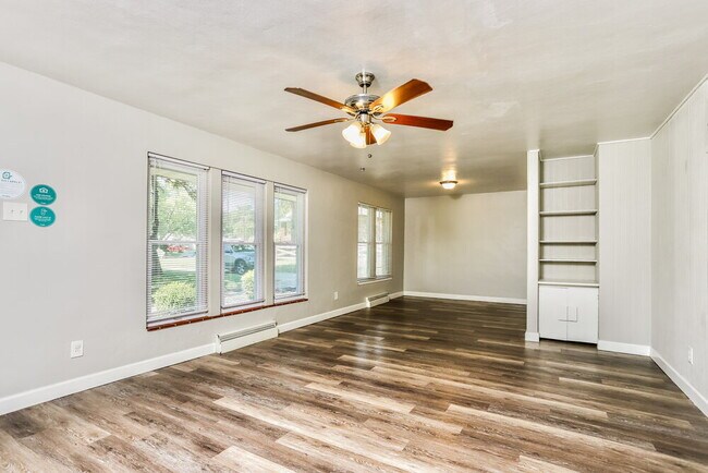 Foto del edificio - 1545 Washington St