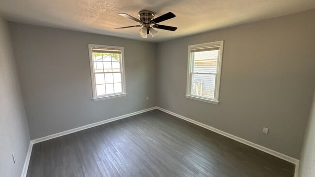Building Photo - 2156 Stovall Ave