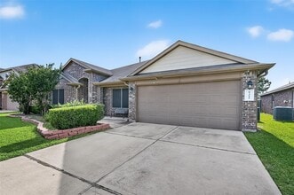 Building Photo - 9322 Limestone Ranch Ln