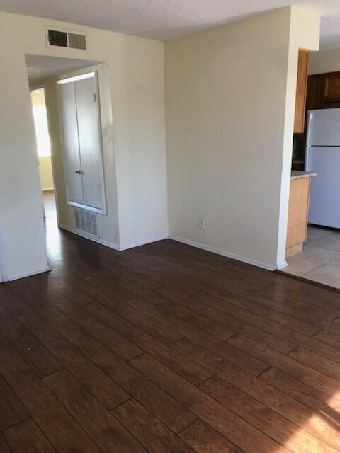 Building Photo - 3409 Lafayette Dr NE