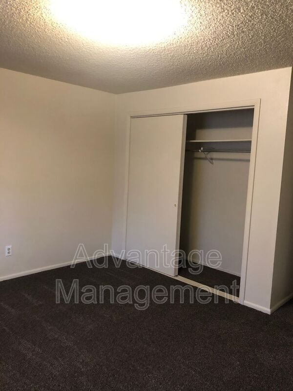 Building Photo - 339 W 100 N