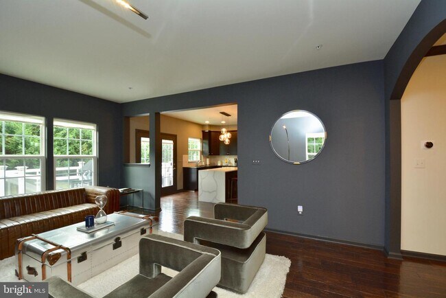 Foto del edificio - 6311 Walbridge Street