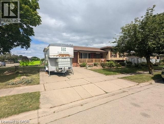 Building Photo - 255 Celtic Dr