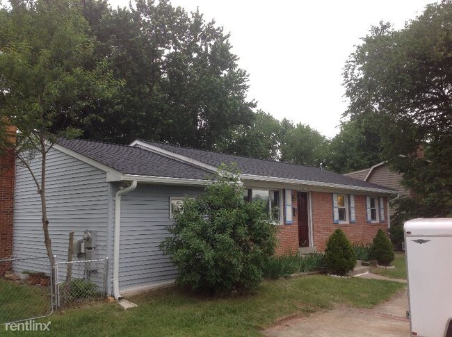 Foto del edificio - 3814 Claremont Ln