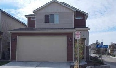 Building Photo - 597 S Grey Pine Ln
