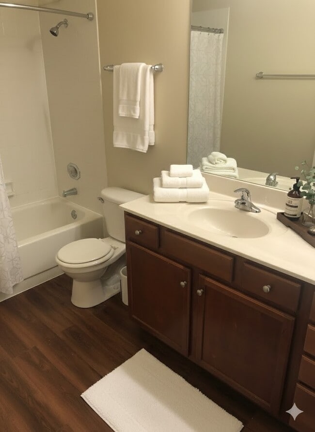 Building Photo - 125 Glengarry Dr