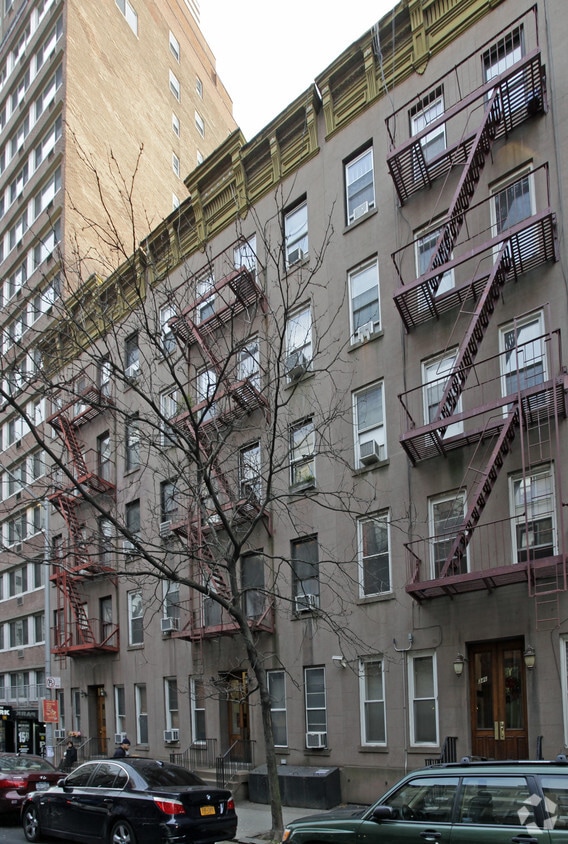 348 East 65th Street Apartments New York Ny Apartments Com