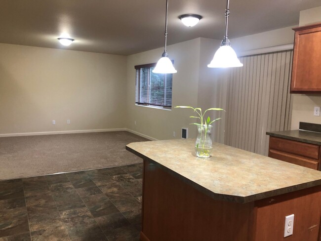 Foto del edificio - 821 NW Snow Creek Way